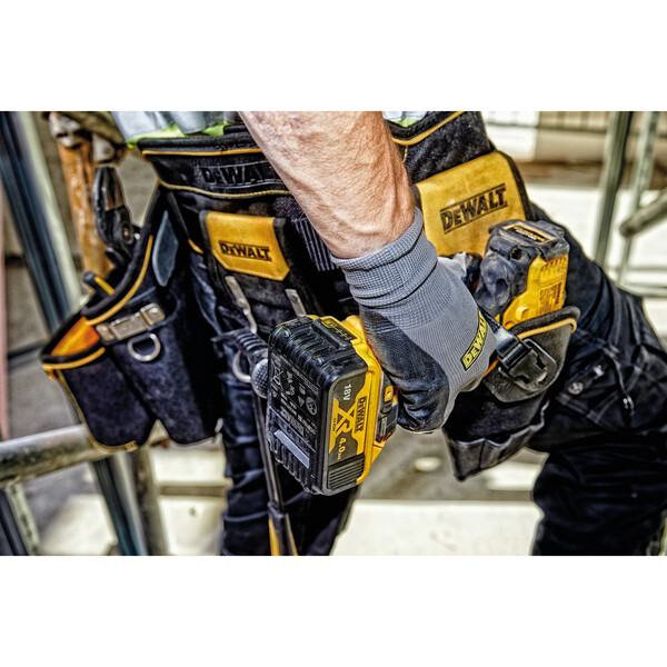 Centura din piele pentru scule Dewalt DWST1-75552, buzunare multiple, suport pentru ciocan Centura din piele pentru scule Dewalt DWST1-75552, buzunare multiple, suport pentru ciocan