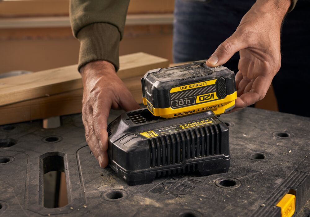 Acumulator Stanley FatMax V20 18 V 4.0 Ah SFMCB204-XJ
