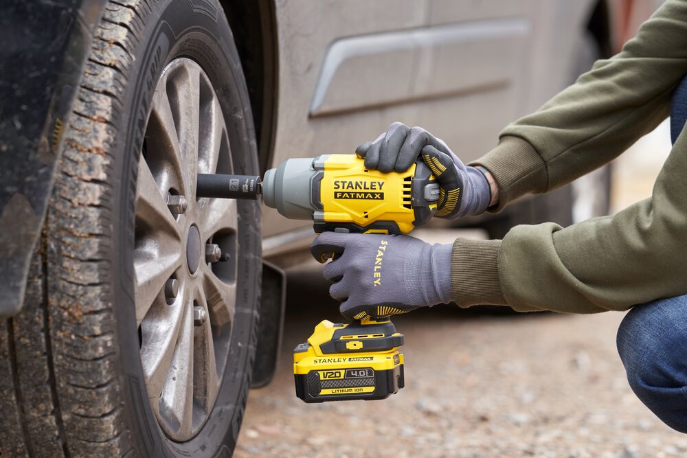 Masina de insurubat cu impact Stanley Fatmax SFMCF940M1-QW 950Nm, patrat 1/2