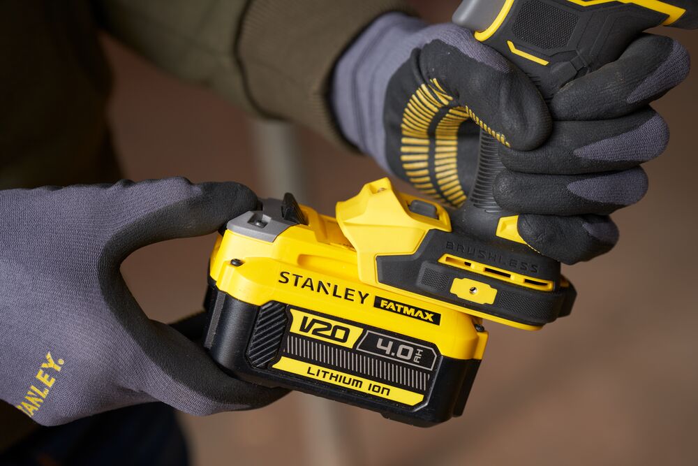 Masina de insurubat cu impact Stanley Fatmax SFMCF940M1-QW 950Nm, patrat 1/2