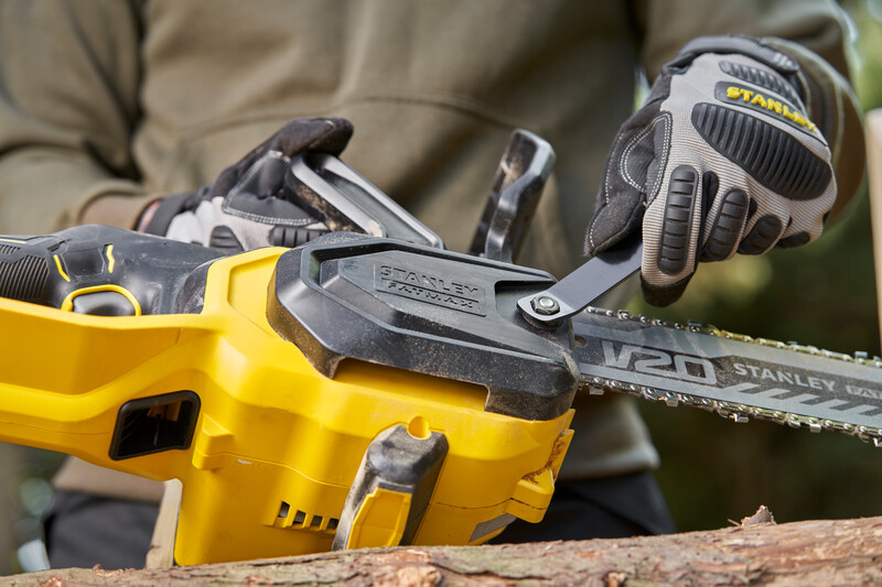 STANLEY SFMCCS730M1-QW – Fierastrau cu lant cu acumulator 18V Stanley Fatmax SFMCCS730M1-QW, lama 30cm, 1 acumulator x 4 ah si incarcator Fierastrau cu lant cu acumulator 18V Stanley Fatmax SFMCCS730M1-QW, lama 30cm, 1 acumulator x 4 ah si incarcator – STANLEY SFMCCS730M1-QW